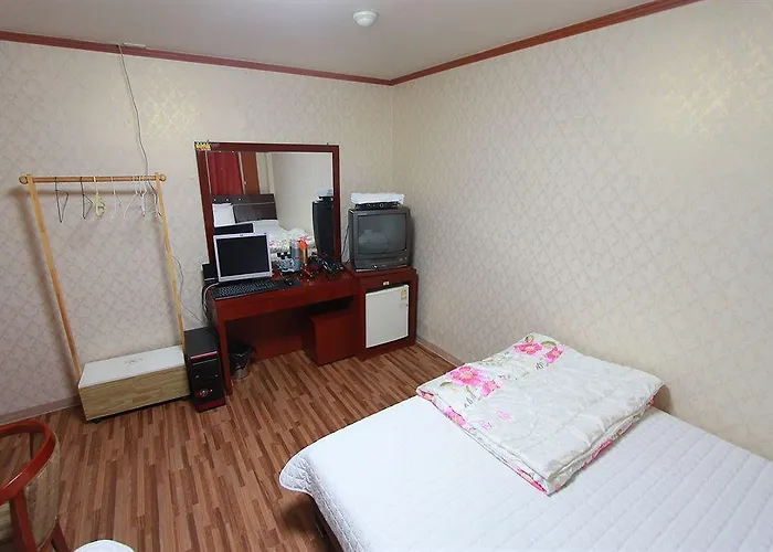 Motel Business Station Busan