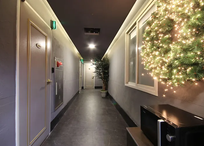 Business Station Motel 2*