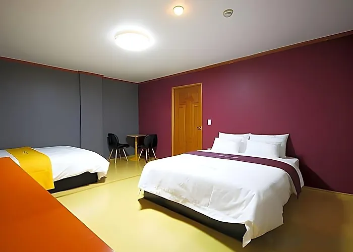 Business Station Motel
