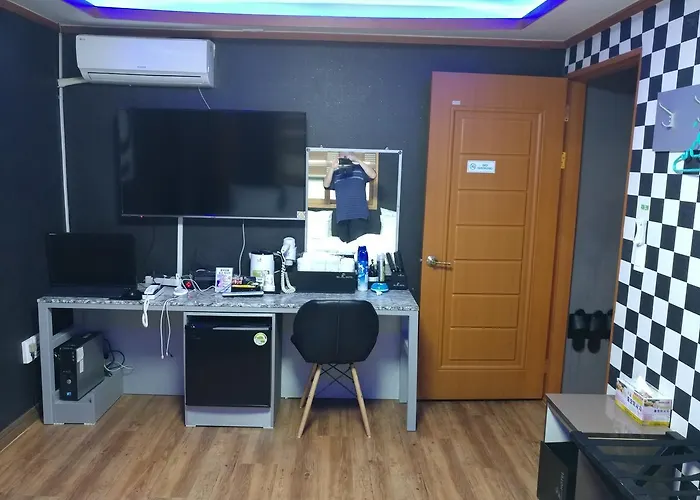 Business Station 2*