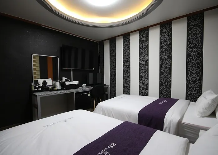 Business Station Motel